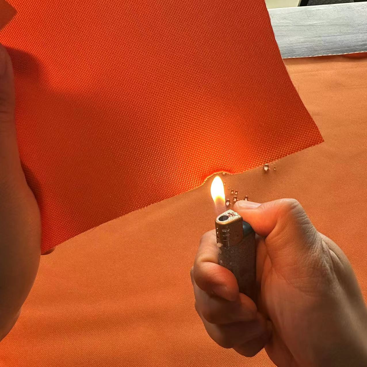 Polyester 600D Waterproof Oxford Fabric with Flame Retardant Pu Coating CPAI-84 Standard